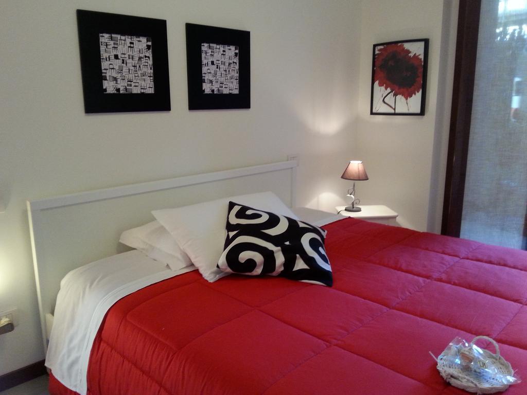 B&B Douglas House Varese Habitación foto