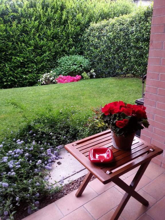 B&B Douglas House Varese Habitación foto
